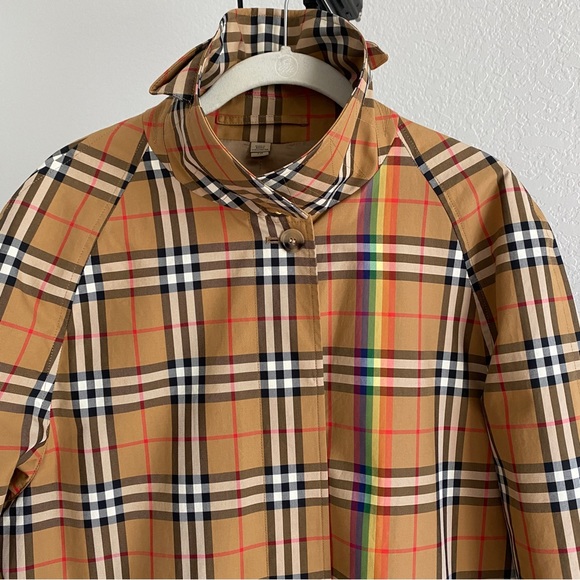 Burberry Check Trench Coat - Picture 9 of 16